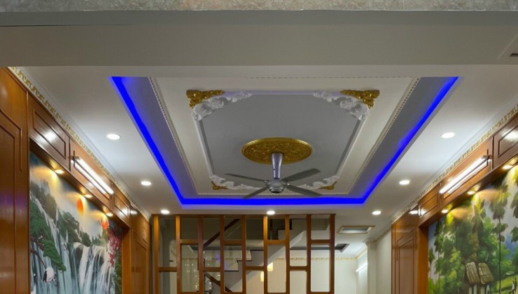 Bán nhà 1 Trệt 1 lầu 60m2 SHR thổ cư đường ô tô (P. Hoá An)