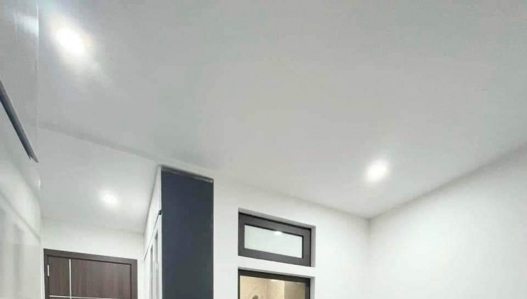 Bán Gấp! Tòa Nhà View Sân Vận Động Mỹ Đình, 95m x 9T, Mt 6m. Giá 27.9 tỷ.