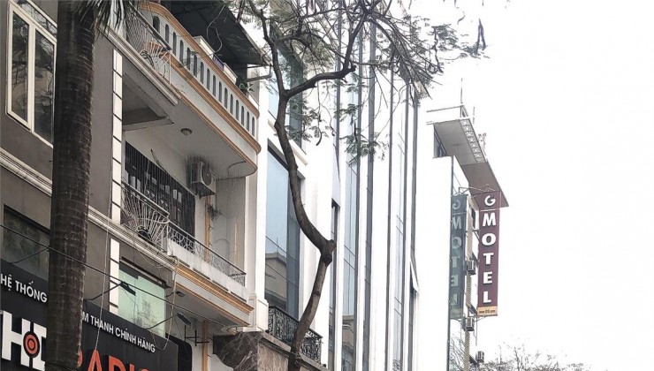 Bán nhà mặt phố Hoàng Quốc Việt Quận Cầu Giấy 43m xây 7 tầng thang máy nhỉnh 20 tỷ