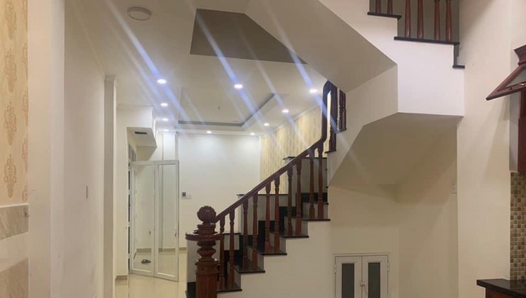 60M2 - XE HƠI VÀO NHÀ - KO LỘ GIỚI KO QUY HOẠCH - VUÔNG VỨC - CHỈ 6.x TỶ NHÀ MỚI 3 TẦNG KHU PHÂN LÔ VIP -