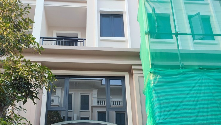 Cần tiền trả nợ ngân hàng bán gấp Shophouse sổ đỏ vĩnh viễn tại Vin Ocean Park 3 Đại An