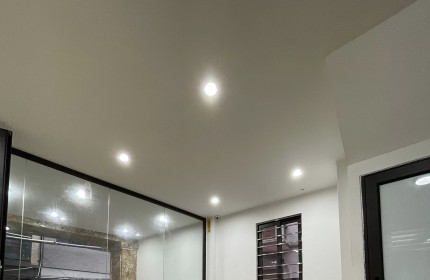 NÓNG & MỚI O9 2628 5559 BÁN. Nhà MP Đội Cấn 83m², 1 tầng, MT 4.3m, Giá TL 28 tỷ Ba Đình