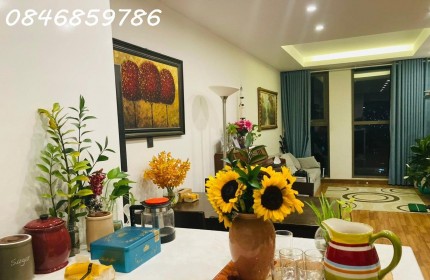 Bán Chung Cư 2 Ngủ TT Cầu Giấy,Ở Luôn, 70m2, Tầng 14,Giá 4.5 tỷ(Thương Lượng)-0846859786