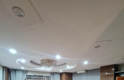 MỘT NHÀ RA PHỐ - Bán nhà  phố BẠCH MAI, Hai Bà Trưng, Hà Nội. DT 42m2, giá 6.3 tỷ