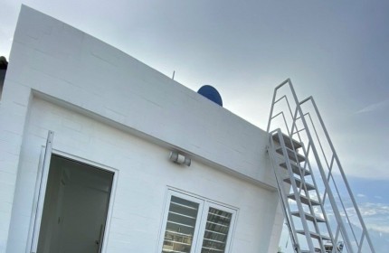 Quang  - Bán Nhà Trường Sa ,50M2 , 4 Tầng , 4 Pn, 4 Wc Giá 5 Tỷ 9