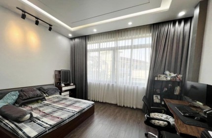 65M2 x 2 TẦNG VỊ TRÍ ĐẸP - GẦN LOTTE MART VÀ CITY LAND - SAU 1 CĂN RA MẶT PHỐ - Ô TÔ 4 CHỖ ĐẬU CỬA -