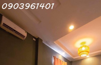 Nhà 4 tầng 70m2 ngang 4.3m đường 10m Đình Phong Phú 5.3 tỷ