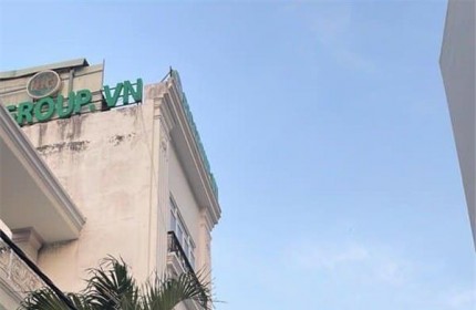 Ô TÔ 4 CHỖ ĐẬU CỬA - 65M2 x 2 TẦNG VỊ TRÍ ĐẸP - GẦN LOTTE MART VÀ CITY LAND - SAU 1 CĂN RA MẶT PHỐ -