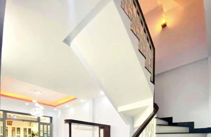 40m2 PHAN ĐÌNH PHÙNG Hẻm 96/-  MỚI ĐẸP 3 TẦNG - SÁT HẺM Ô TÔ THÔNG Giá 4 tỷ 950