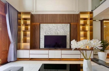 Chính Chủ Văn Còn Nhà mới đường Nguyễn Văn Quá, Quận 12,  80 m2  hẻm xe hơi, 5 tầng chỉ 4 tỷ