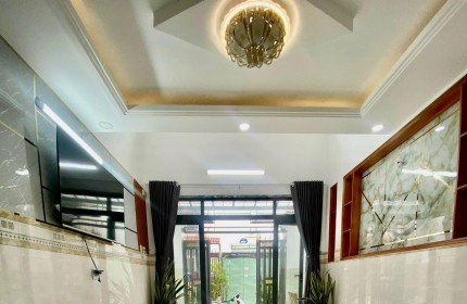 Bán nhà 2  mặt tiền 6.2 tỷ 70m2 thiết kế lệch tầng nội thất cao cấp ngay Thị trấn Nhà Bè