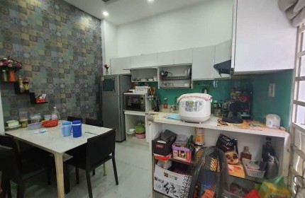 0799599986 Li dị bán gấp nhà 1T1L 62m2/ 935 Triệu, gần chợ Bàn Cờ