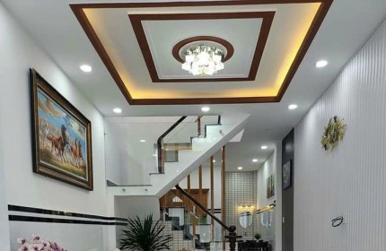 Bán nhà đường Bạch Vân-Q5, 72m2, 1 tỷ 510 triệu, sổ hồng riêng, gần chợ