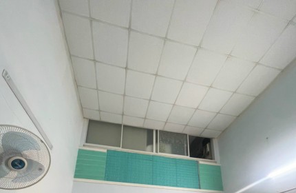 Chủ kẹt tiền bán rẻ nhà gác lửng P.Tân Phong đường oto, chỉ 2ty650