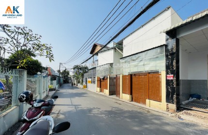 Nhà MTKD TNPB - 100M2 Ngang 5M Ra Đình Phong Phú