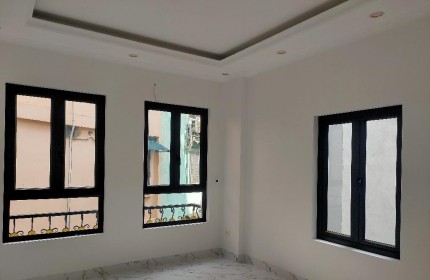 Bán siêu phẩm nhà đẹp quận Đống Đa DT 40m2 nhà 4T, MT 6.2m