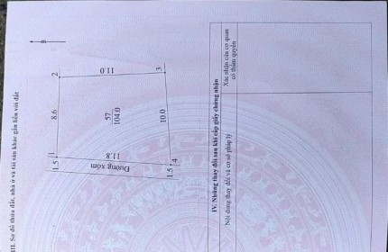 chủ nhà cần bán lô đất tại thôn quan châm phú nghĩa gần ql6 giá rẻ bất ngờ 
dt 104 m đường thông