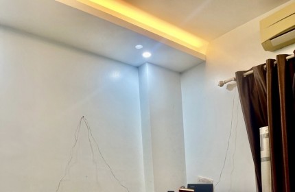 (Cực Hiếm) Nhà đẹp 35m2-7 tầng xây Mới tại Hàm Nghi, MT 3.7m, cửa hướng Đông, ô-tô gần nhà -7.2 tỷ