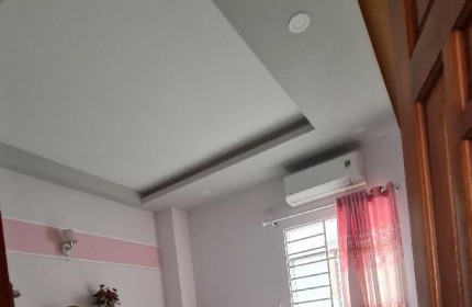 NHÀ 4 TẦNG KHU PHÂN LÔ BÀN CỜ - GIÁP TÂN PHÚ GẦN QUẬN 6 - NHỈNH 5 TỶ.,
,