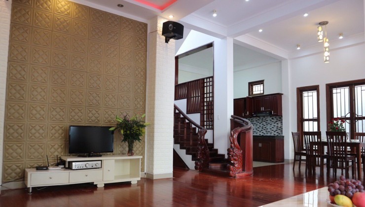 Bán villa biển Mân Thái,180m2, 2 tầng, 14,5 tỷ đường Tân Phú 1, Sơn Trà