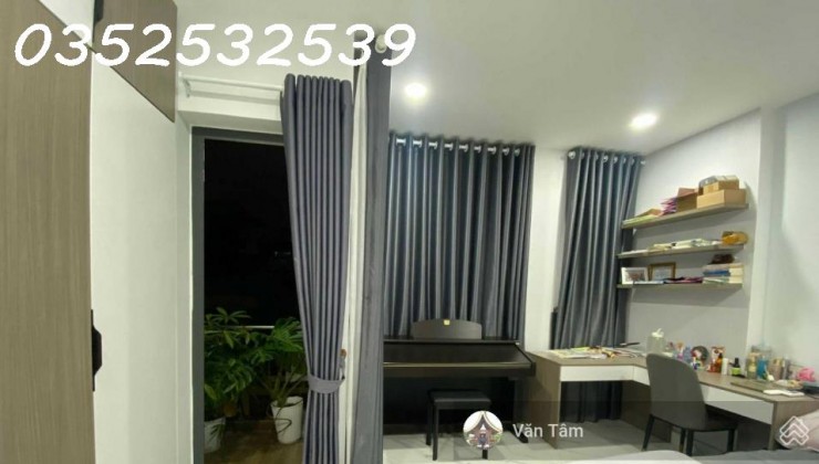 CHDV 5 tấm Nguyễn Thượng Hiền103m2(4.7x25m), 10 phòng lớn , Thu nhập hơn 60 triệu/tháng