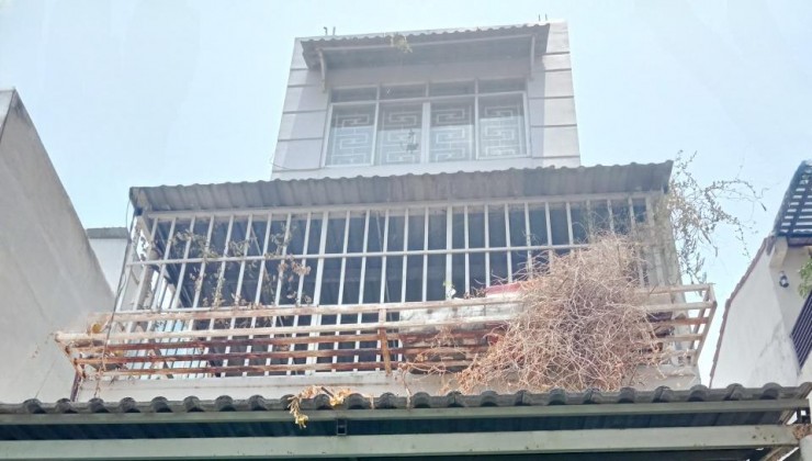 Nhà 4 tầng MT đường số Phạm Hùng P4-Q8