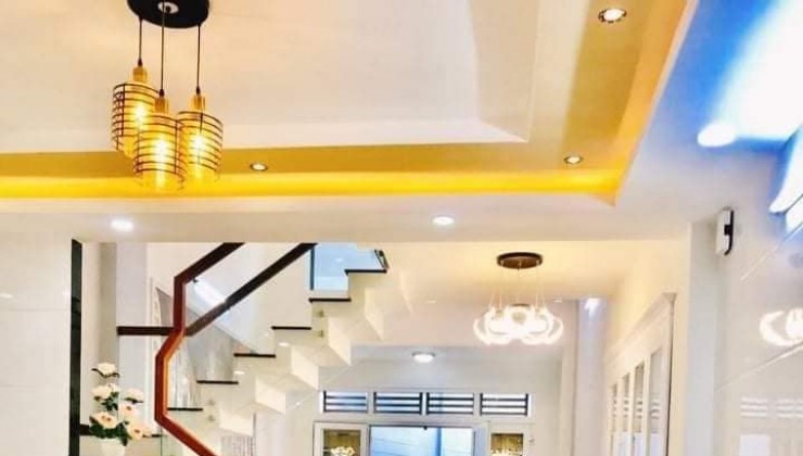 Bán Nhà Thống Nhất Gò Vấp 5 Tầng Xe Hơi Ngủ Trong Nhà 60m2 Giá 9 Tỷ