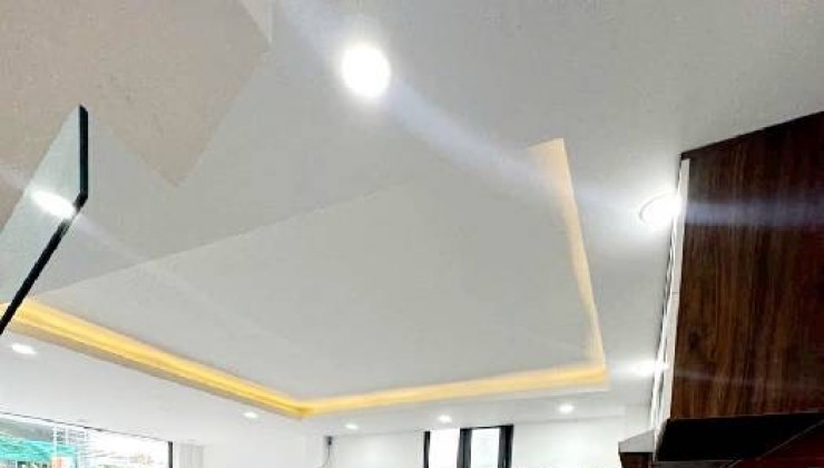 Bán nhà Lê Văn Lương, Phường Tân Kiểng, Quận 7. KD được
DT 64 (4X16)
Gía 8,8 tỷ TL