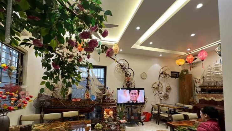 Nhỉnh 28 Tỷ, Siêu Phẩm Quận Hoàng Mai, KĐT Mới Đại Kim 125m x 4T x Mt 8.3m.