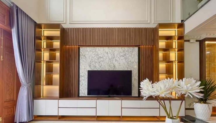 Thư Chính chủ Bán nhà  Huỳnh Tấn Phát Quận 7, 80 m2  hẻm xe hơi, 5 tầng chỉ 4 tỷ