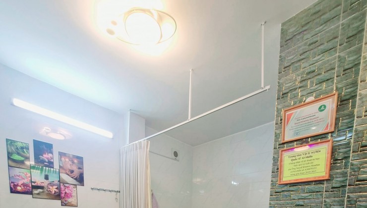 Trâm- Nhà Bán Trần Quang Long  - 4 Tầng BTCT  - 5 Tầng - 4 Phòng Ngủ - Hẻm thông  - Chỉ 5.35 Tỷ
