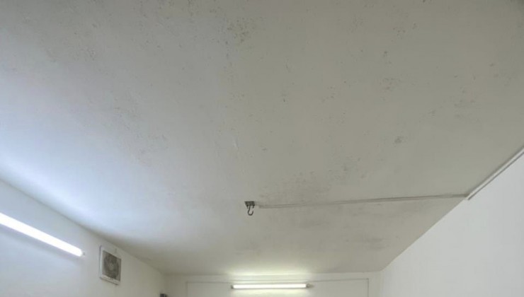 Cho thuê MBKD Tầng 1, ngõ 13 phố Khuất Duy Tiến, 45m, MT 3,5m giá 10 triệu/tháng 0936397767