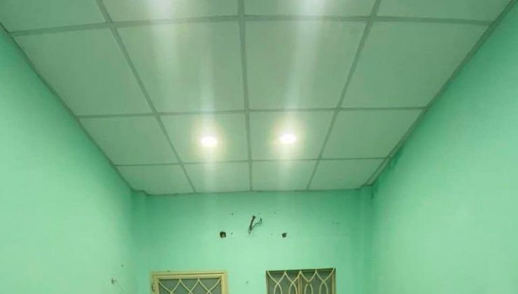 Bán nhà nhỏ 2 tầng, Huỳnh Văn Chính, Tân Phú, 11m2 , cho thuê 5tr/tháng, giá nhỉnh 1 tỷ