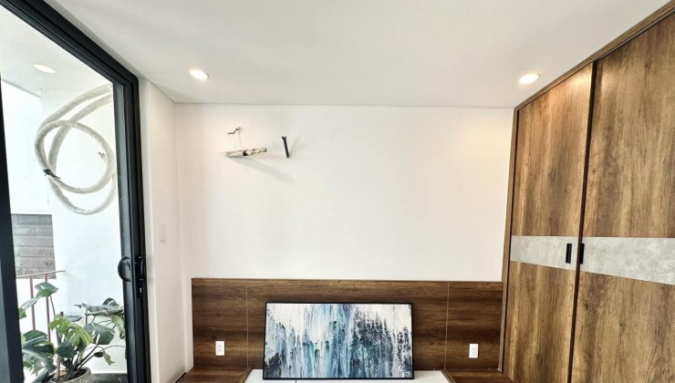 Gấp Bán Nhà Nguyễn Khuyến, Bình Thạnh, 3 tầng, 4 phòng ngủ, full nội thất mới 100% giá 6.x Tỷ