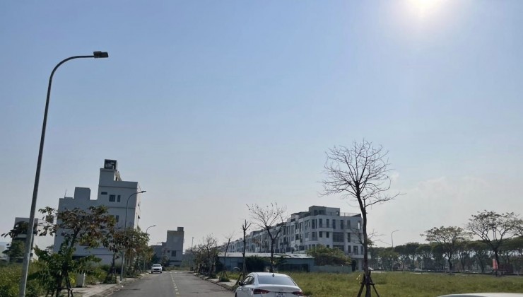 Bán gấp cặp đất đường Trần Minh Tông, Liên Chiểu, cách biển 100m