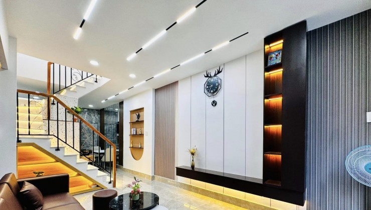 NHÀ 2 TẦNG FULL NỘI THẤT CAO CÂP - ĐS8 - P11 - GÒ VẤP. 30M2 - HOÀN CÔNG ĐỦ - GIÁ CHỈ 4 TỶ.