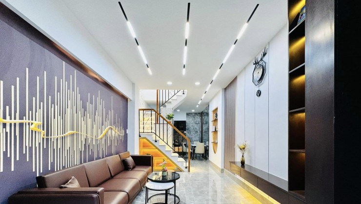 NHÀ 2 TẦNG FULL NỘI THẤT CAO CÂP - ĐS8 - P11 - GÒ VẤP. 30M2 - HOÀN CÔNG ĐỦ - GIÁ CHỈ 4 TỶ.