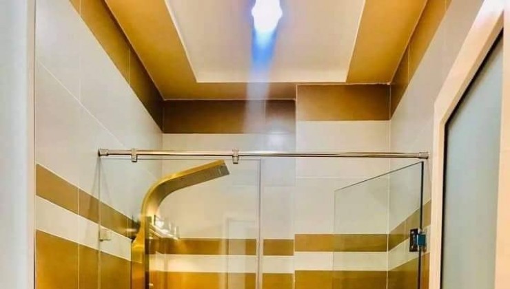 Bán Nhà Thống Nhất Gò Vấp 5 Tầng Xe Hơi Ngủ Trong Nhà 60m2 Giá 9 Tỷ