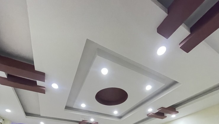 sụp hầm bán nhanh căn hộ mặt tiền Hồ Xuân Hương, 90m2, 5 tầng, giá chỉ 14,5 tỷ