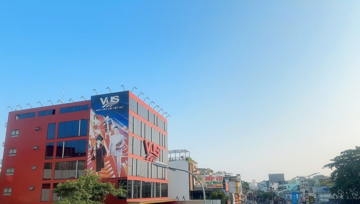 Nhà phố hẻm 55 Nguyễn Văn Công ngang 5.5m 60m2 3 tầng đẹp KD đa ngành chỉ 10 tỏi hơn.