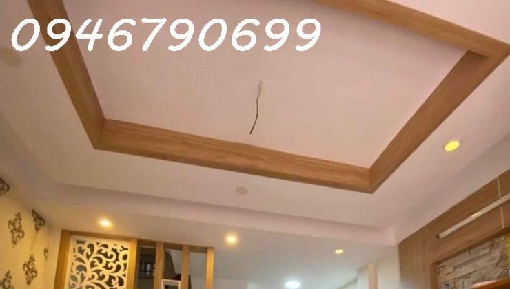 BÁN NHÀ TRƯƠNG ĐỊNH, 33M2, NHÀ ĐẸP Ở LUÔN, 5 TẦNG 3 NGỦ RỘNG, NGÕ NÔNG, BA GÁC ĐUA, SĐCC