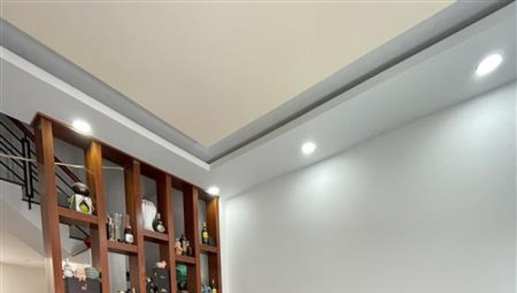 Bán nhà 1/ HXH Tân Kỳ Tân Quý, Sơn Kỳ, Tân Phú 68m2 x2 tầng (4x17). Giá 5.4 Tỷ TL