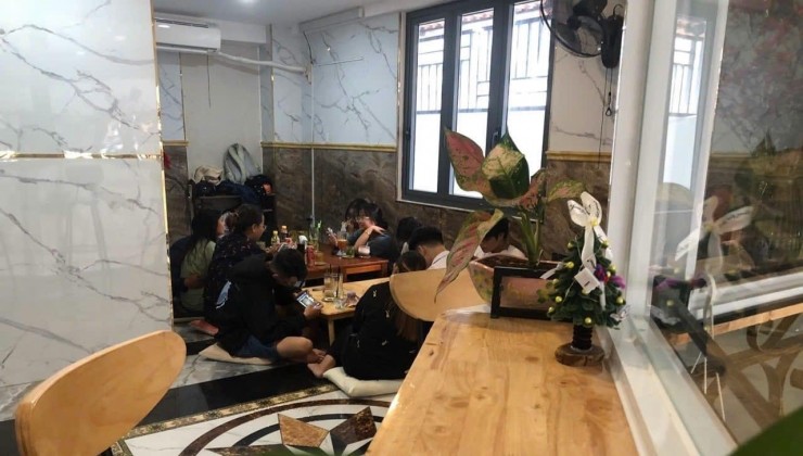 SANG NHƯỢNG QUÁN CAFE MẶT ĐƯỜNG LỚN PHAN HUY ÍCH