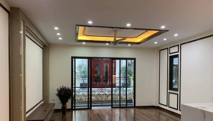 Mặt phố yên hòa cầu giấy 50m2 măt tiền 7 mét,  rất hiếm chỉ 21 tỷ