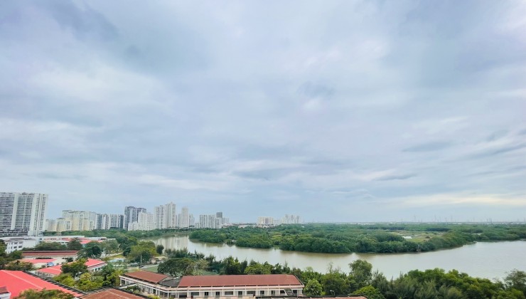 Căn hộ Horizon Hồ Bán Nguyệt Phú Mỹ Hưng view nhìn 360 trực diện sông Cả Cấm. Nhà hướng Đông Nam mát mẻ quanh năm