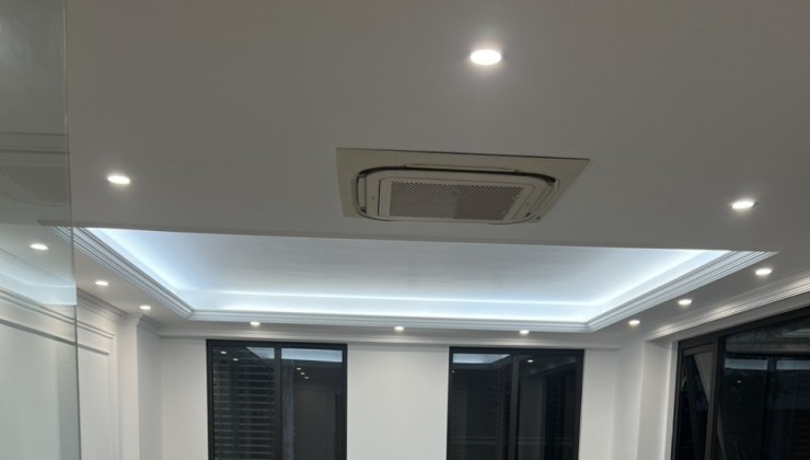 Bán nhà Cát Linh - Diện tích 60m2, 7 tầng lô góc  Giá 29.8 tỷ - Cơ hội đầu tư vàng tại trung tâm đô thị  0966.234.355