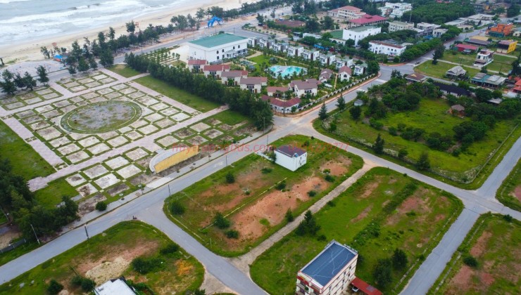 Bán góc 2 mặt tiền đường Nguyễn Hữu Thọ biển Cửa Việt - Quảng Trị