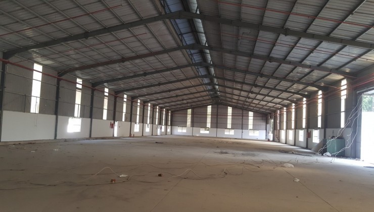 Xưởng cho thuê An Điền Bến Cát.Diện tích đất rộng lớn: 11,500m².Diện tích xưởng rộng rãi: 5,500m².Trạm điện công suất lớn: 320kVA.Hệ thống PCCC tự