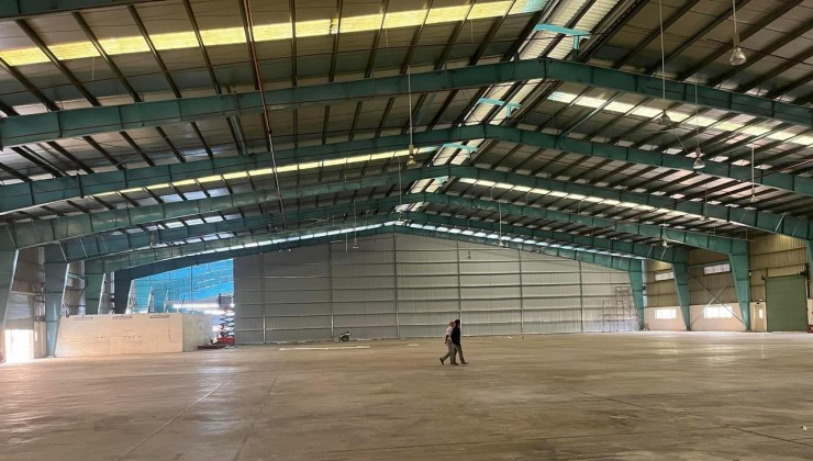 Cho thuê kho 3500m2 QL1A,  Linh Trung , Thủ Đức .