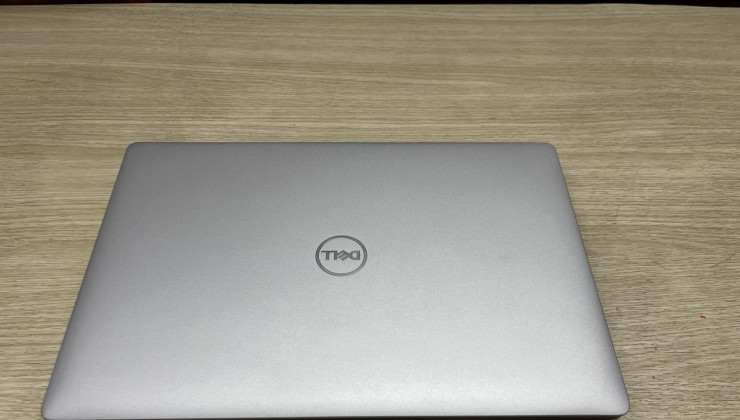 Siêu Ưu Đãi: Dell 7470 i5 6200 8GB 256GB Màn 14